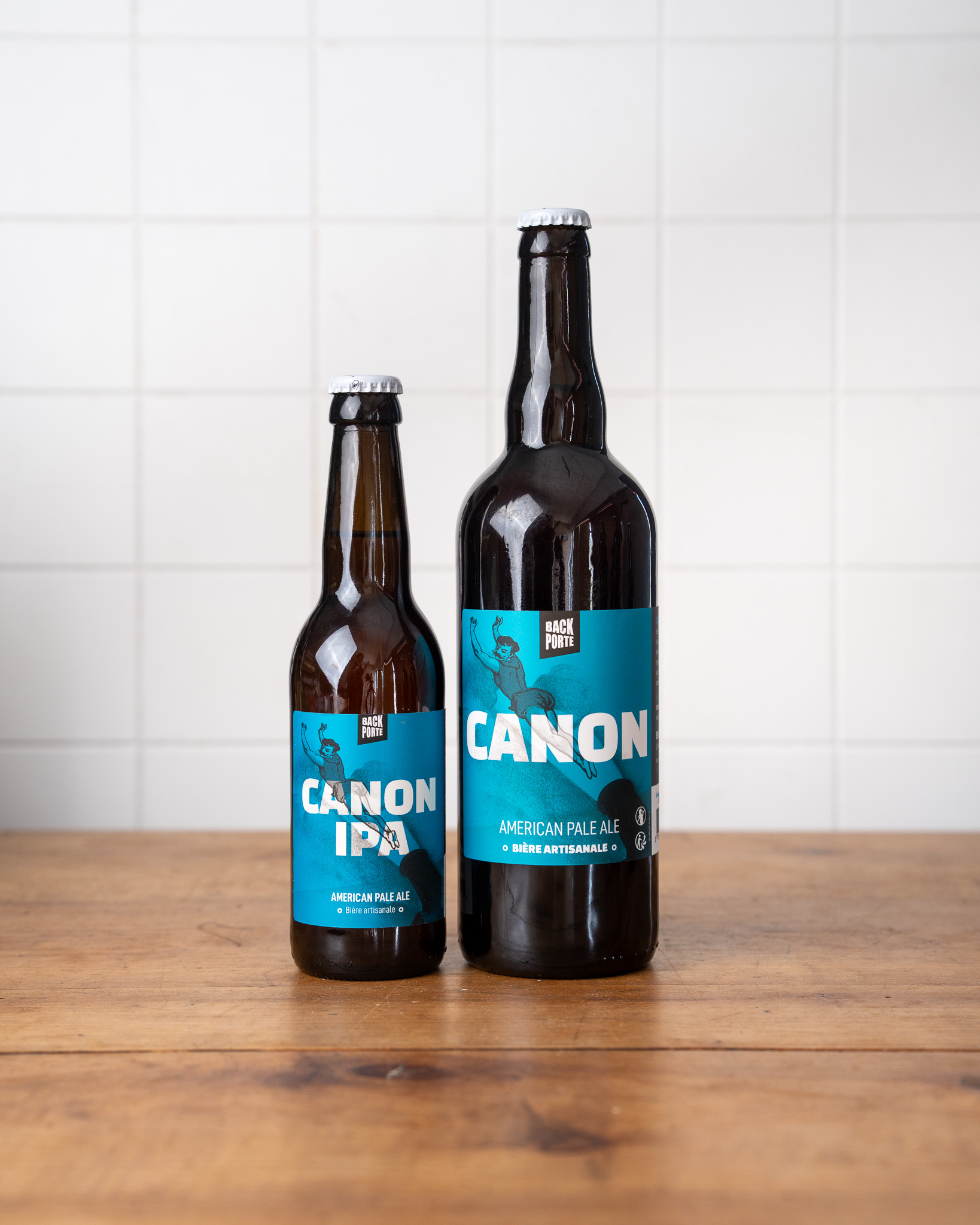 Photo des 2 formats disponibles en bouteille pour la bière Canon IPA
